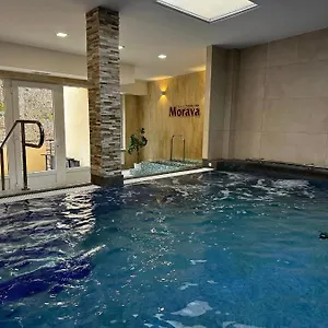 Ld Morava 6 Nebo 12 Noci Hotel Karlovy Vary