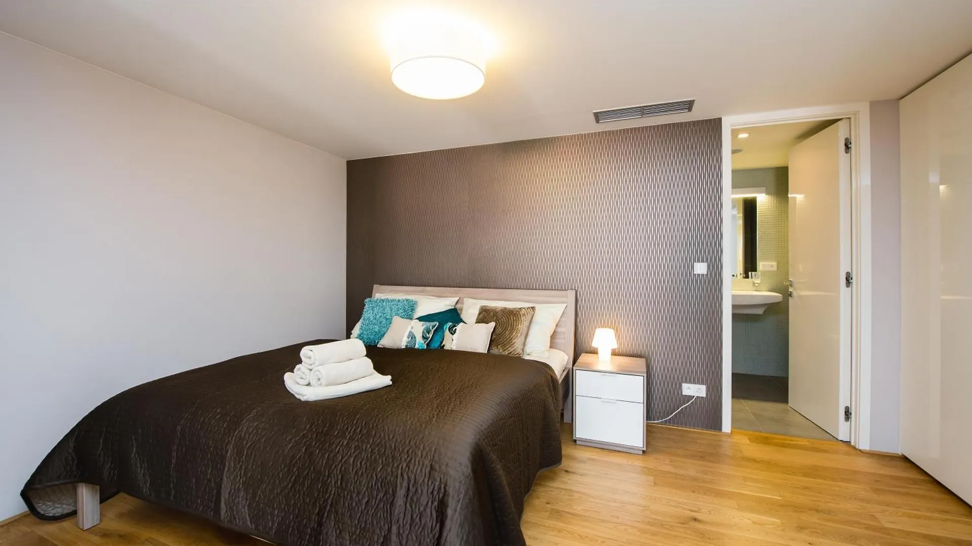 Aparthotel EMPIRENT Karlin Apartments Prag