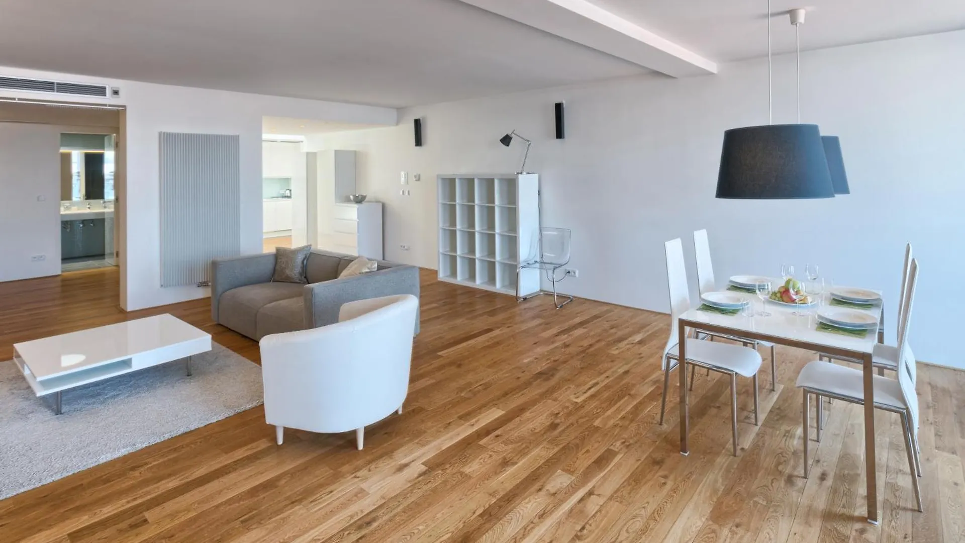 EMPIRENT Karlin Apartments Prag Tschechische Republik