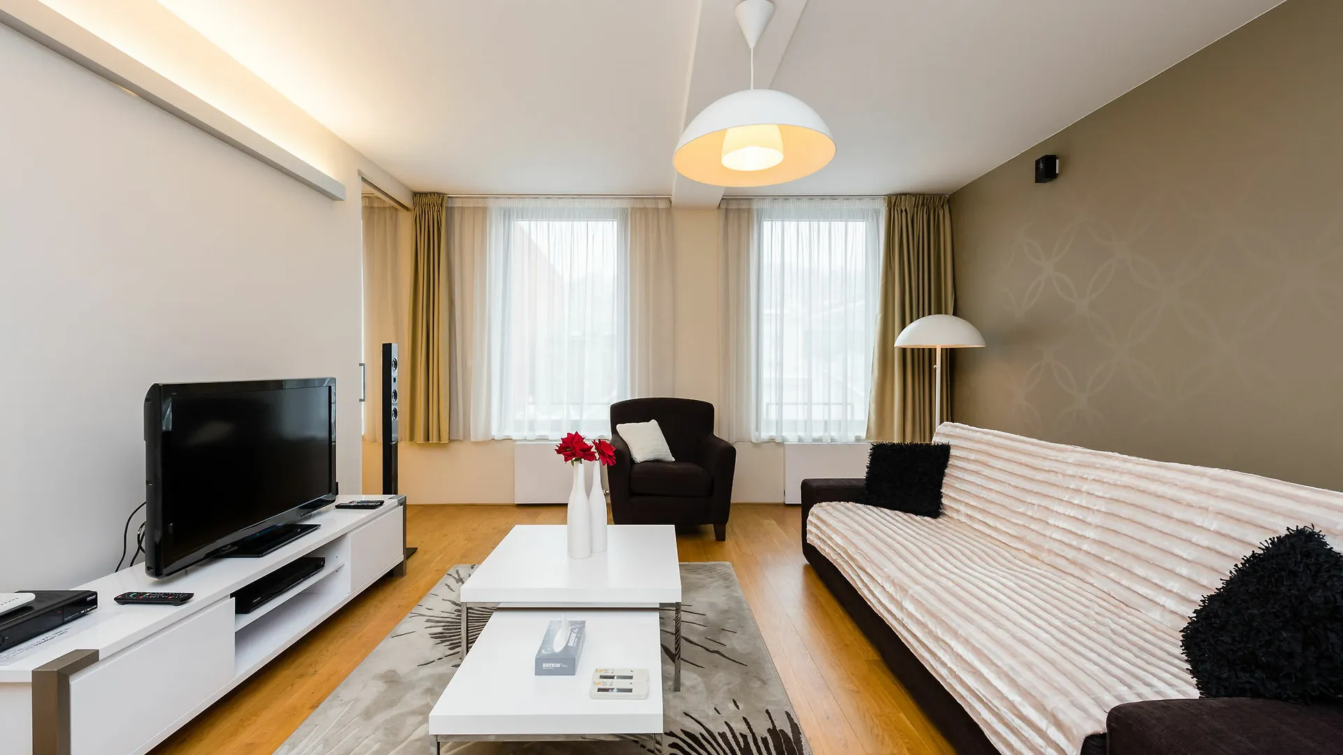 EMPIRENT Karlin Apartments Prag Tschechische Republik