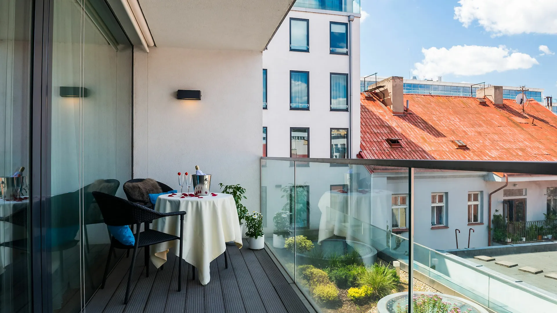 EMPIRENT Karlin Apartments Prag